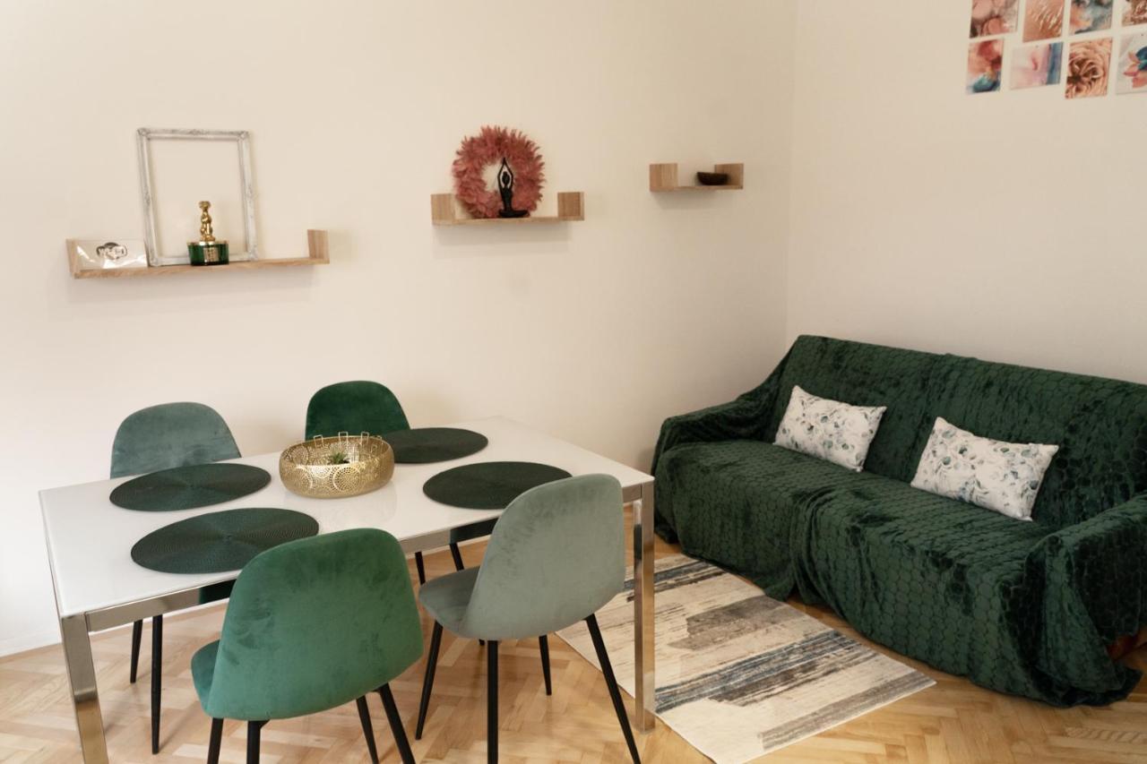 Fand Center Apartman Luxury Сегед Экстерьер фото
