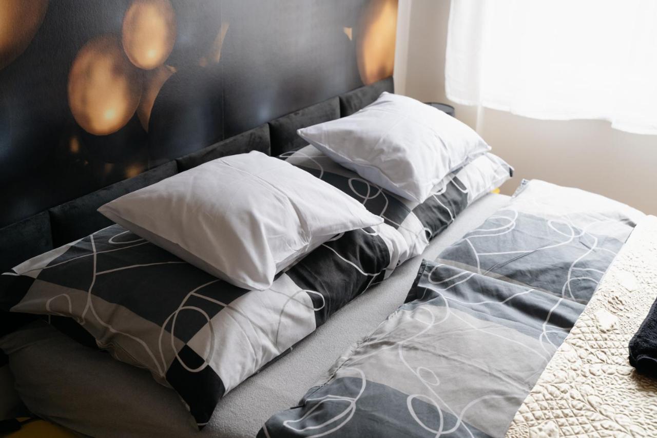 Fand Center Apartman Luxury Сегед Экстерьер фото
